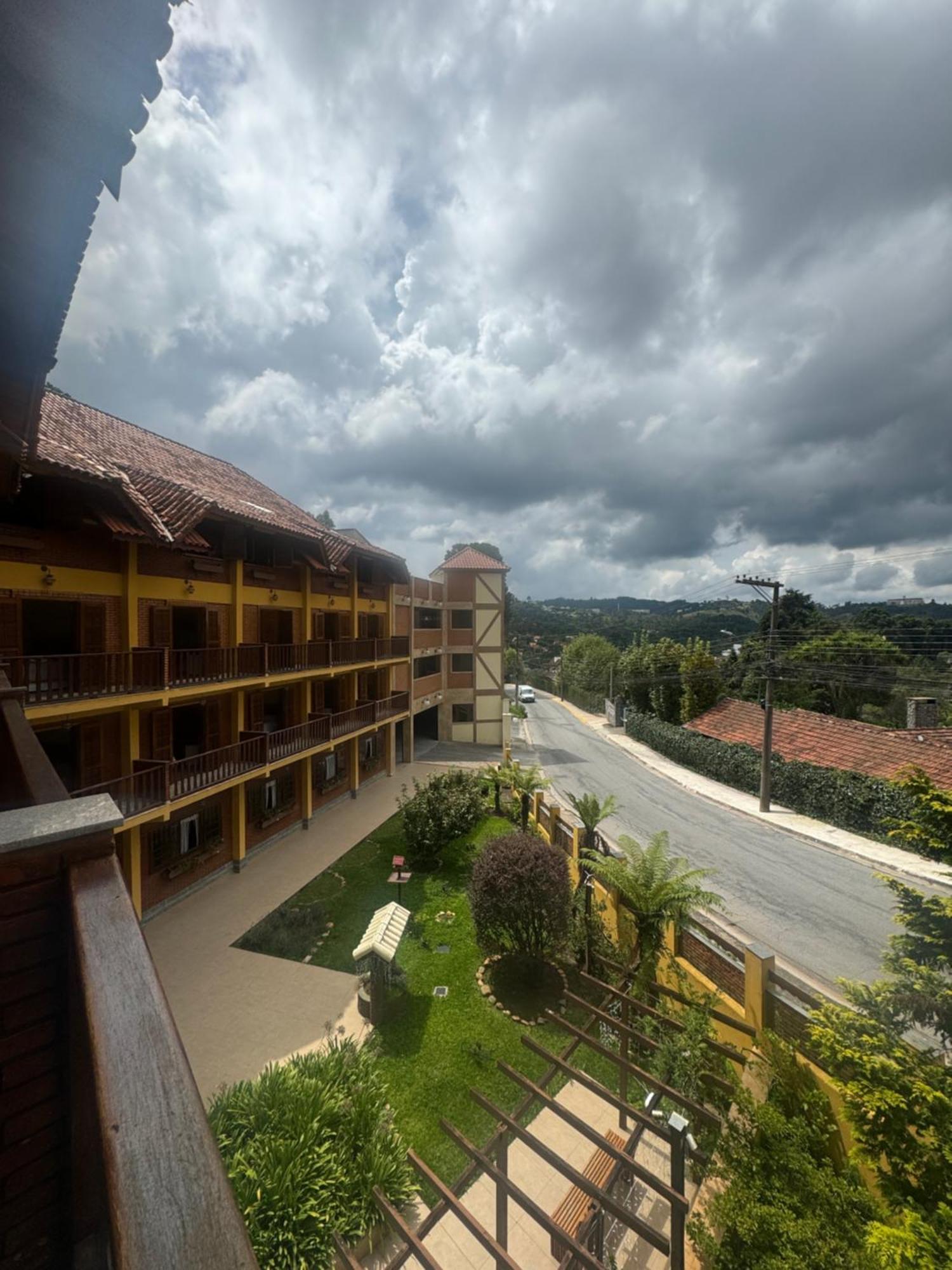 Hotel Garnier Campos do Jordão Exterior photo