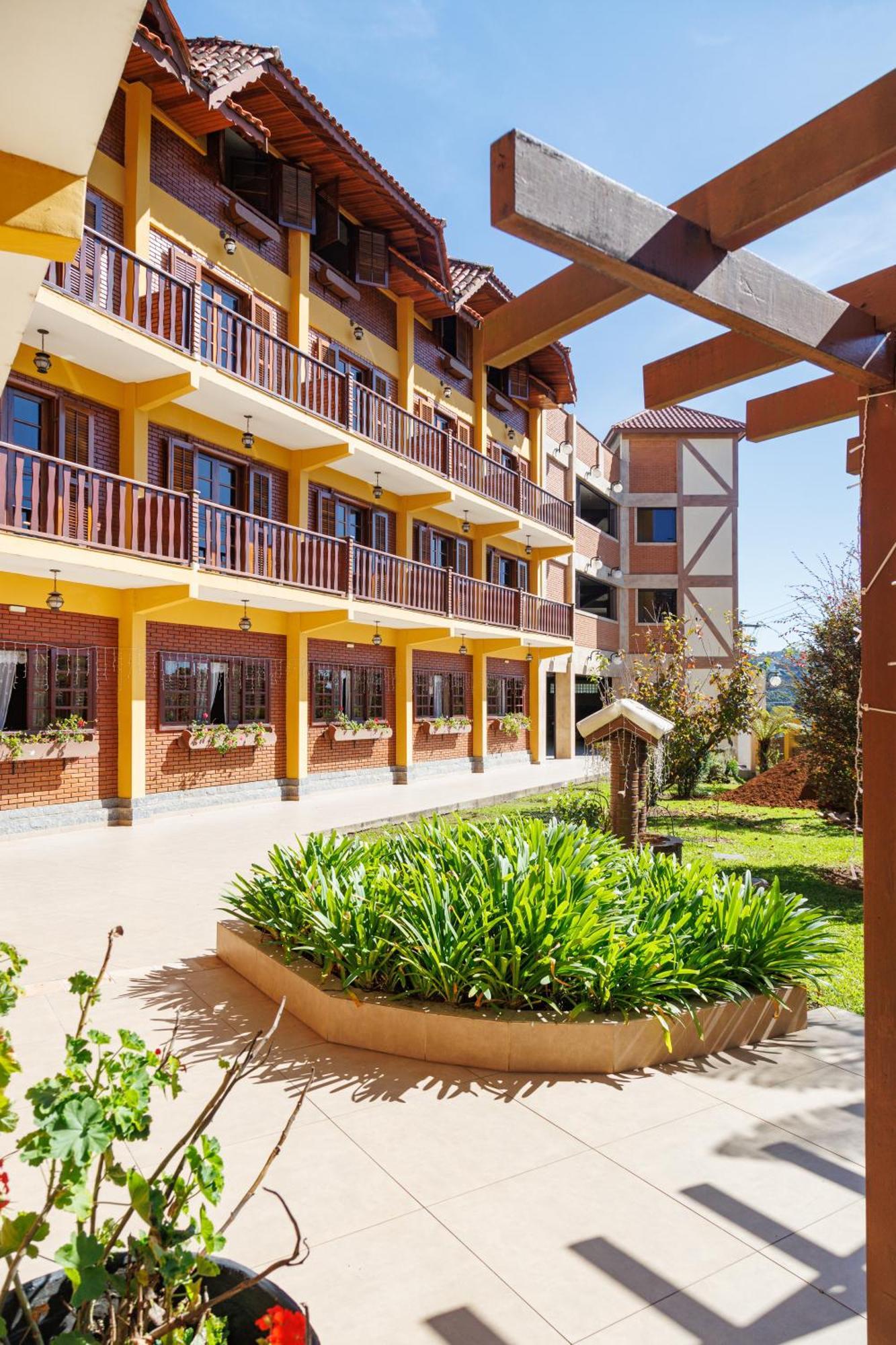 Hotel Garnier Campos do Jordão Exterior photo
